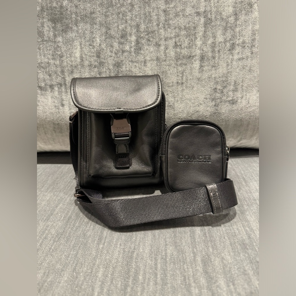 Charter North/South Crossbody With Hybrid Pouch